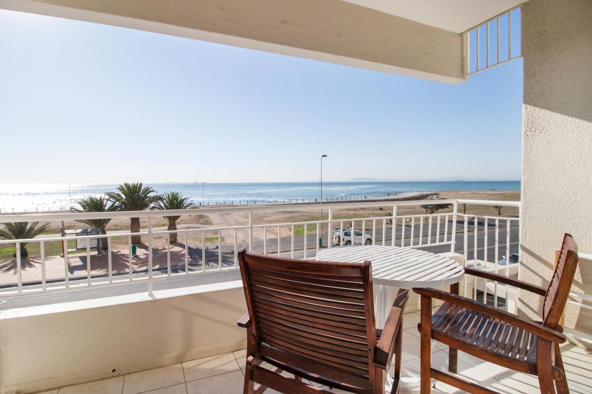 Mouille Point Places - Studios & Apartments Cape Town Bagian luar foto